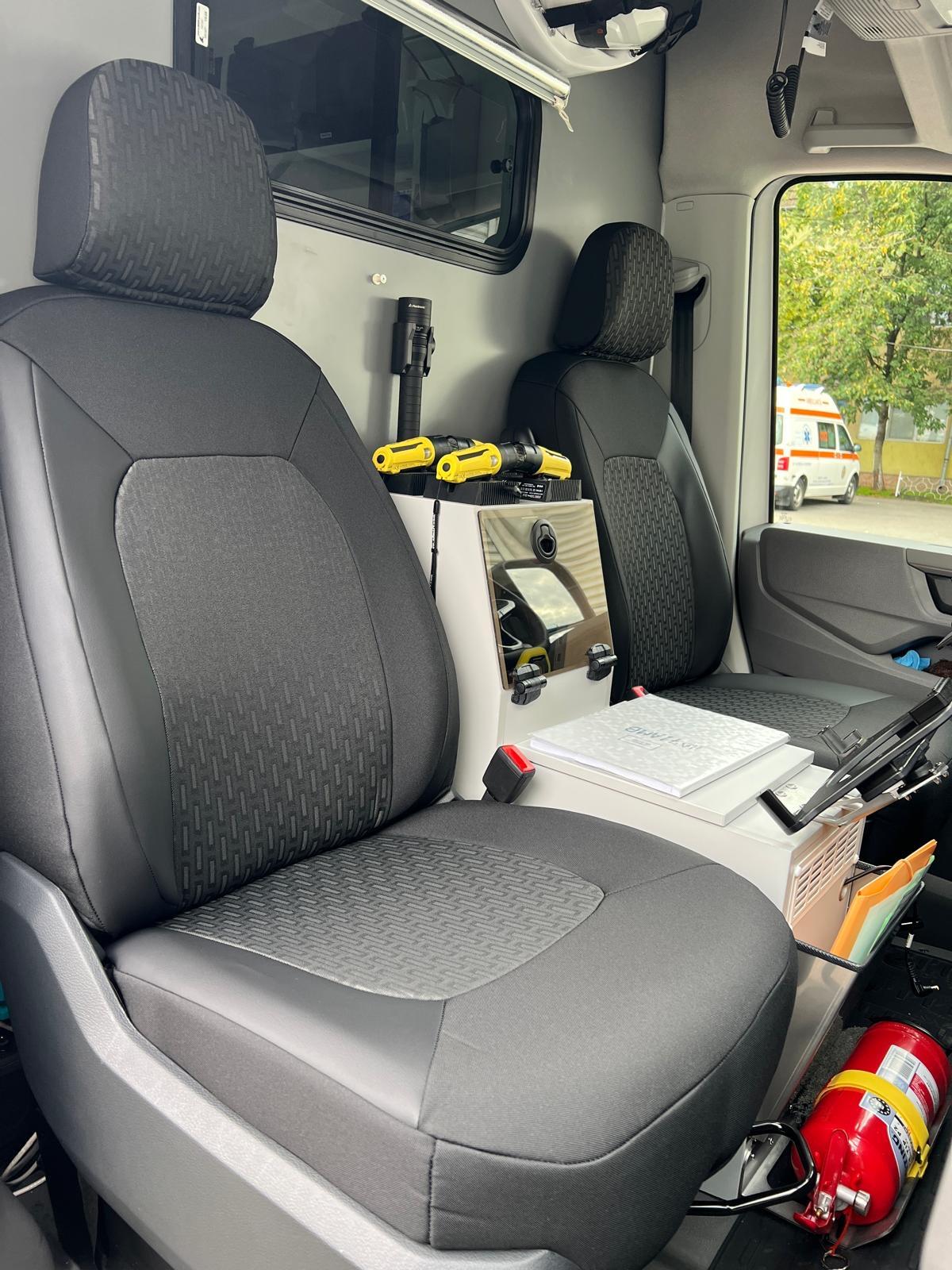 Tapițerie și huse auto pentru vehicule speciale și ambulanțe Timiș